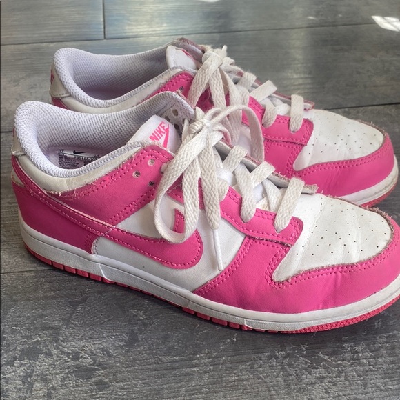 Nike Pink and White Low-Top Sneakers - Picture 2 of 3